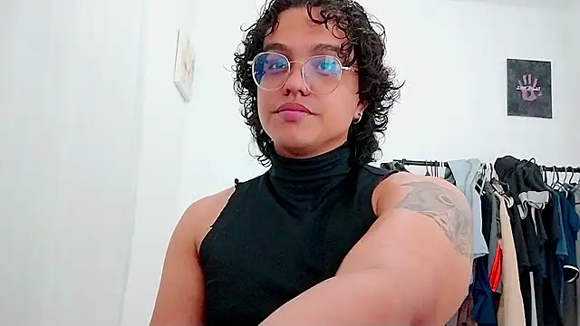 Diane blossom online show from April 15, 10:10 pm