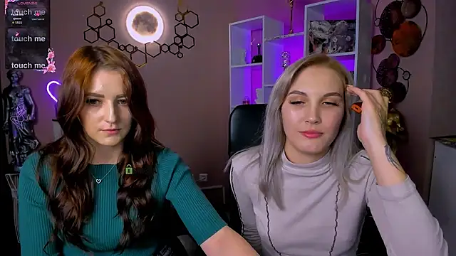 catherine kitty online show from September 25, 7:55 pm