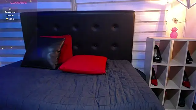 Cute Angell  online show from October 16, 1:14 pm