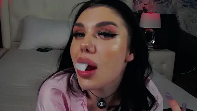 MaeveMoon online show from January 31, 7:11 pm