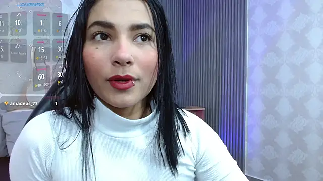 Snapshot of Gaby_tay1 chatting on October 17, 3:32 am Gaby tay1 online show from October 17, 3:32 am
