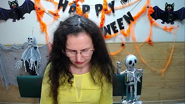 Miroslava Happi online show from October 25, 6:32 am