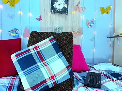 corynatayler online show from October 31, 12:01 am