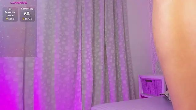 Selena fox7 online show from February 12, 4:58 am