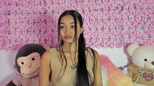 Lynda Bonnie online show from November 10, 4:35 pm