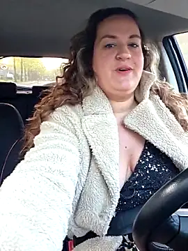 justtess online show from April 21, 5:03 am