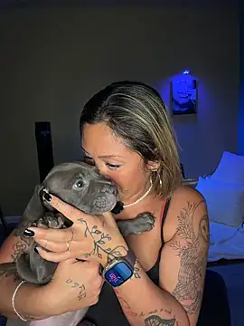 bossyroxy84 online show from November 23, 5:21 am