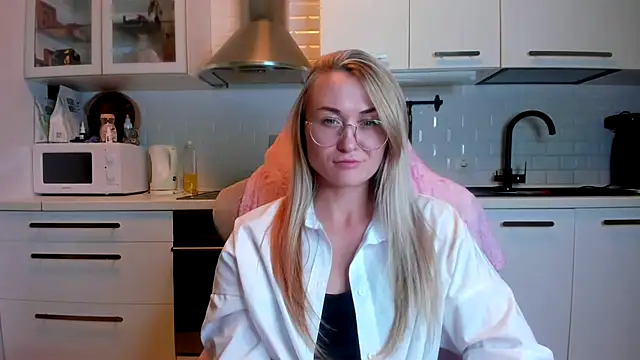 your Goddess Eva online show from October 23, 5:41 pm