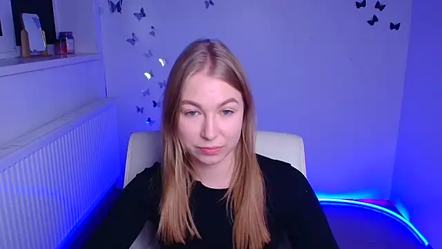 Snapshot of Dana_flowers chatting on October 6, 11:27 am Dana flowers online show from October 6, 11:27 am