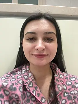 lunalovelee online show from January 13, 3:27 pm