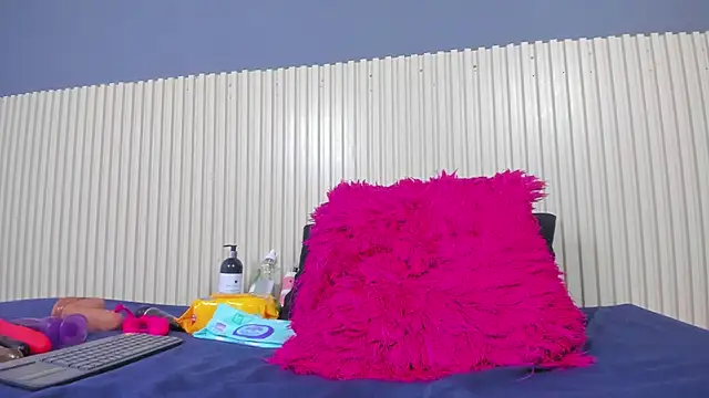 Snapshot of Aida-nicolle chatting on September 9, 1:33 pm Aida-nicolle online show from September 9, 1:33 pm