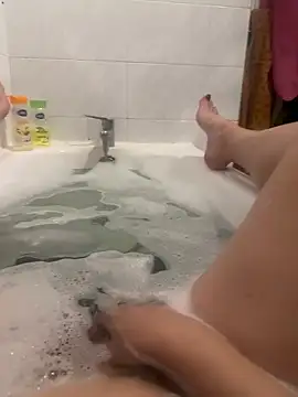 MissNadiaX06 online show from March 5, 9:43 pm