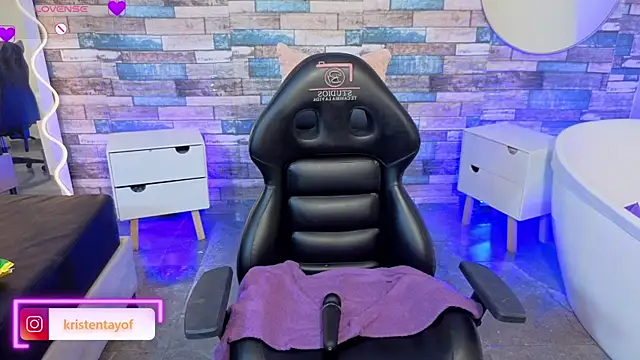 kristen tay online show from February 14, 4:03 am