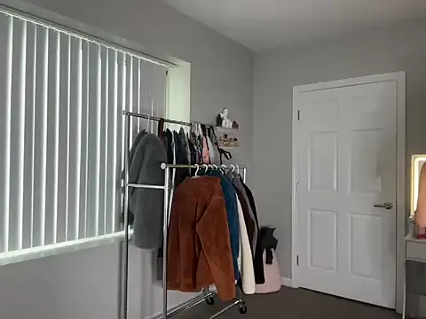 meggsworld online show from September 18, 4:49 pm