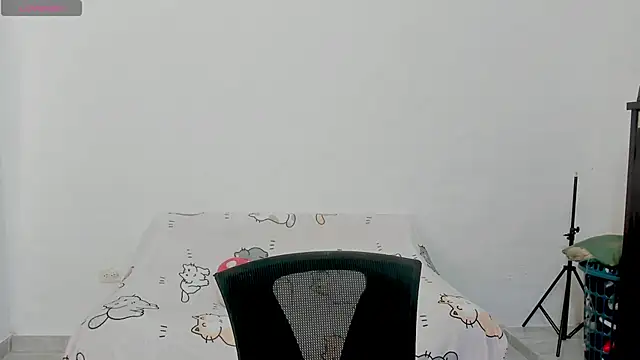 Naoko 7w7 online show from October 24, 10:06 pm