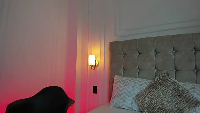 JasmineRoss 1 online show from September 17, 8:07 pm