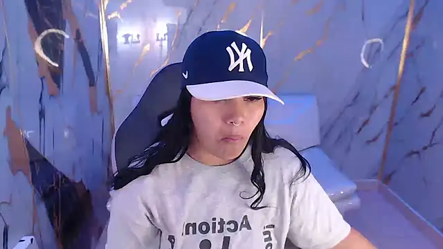 Snapshot of melany_rouse18 chatting on September 15, 1:19 pm melany rouse18 online show from September 15, 1:19 pm