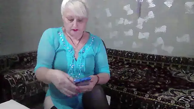 Snapshot of NikolinaBounty chatting on September 15, 3:20 pm NikolinaBounty online show from September 15, 3:20 pm