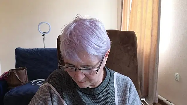 Sandra Snowflake online show from April 29, 10:51 am