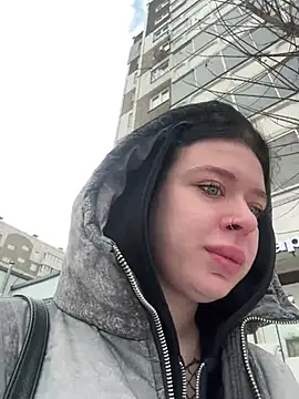 AlishaOfThorns online show from March 21, 5:56 am