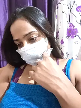 COZY ROZI online show from October 23, 5:30 pm