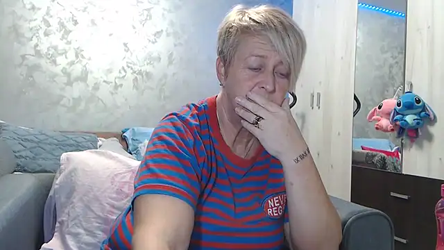 RosesandLillies online show from March 2, 5:52 pm