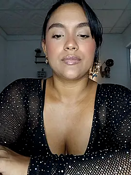 victoria roussee online show from February 18, 4:55 am