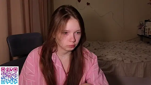 boozekirs  online show from April 16, 3:29 am