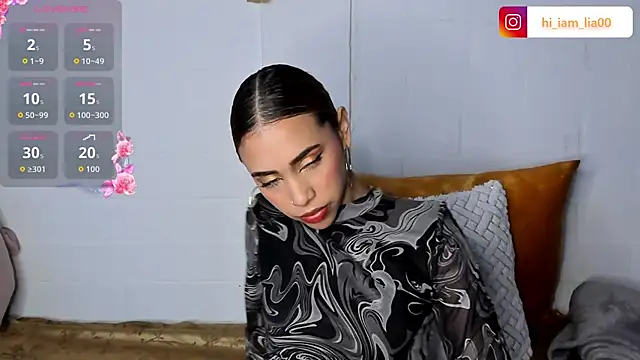 LiaHansson online show from November 7, 7:08 pm