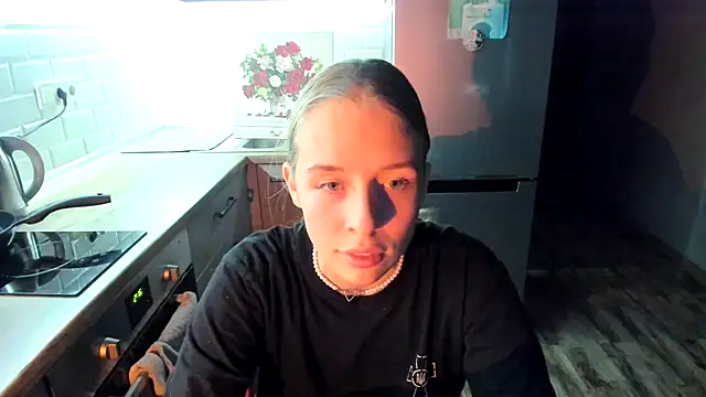 AnnNorriss online show from October 16, 6:32 pm