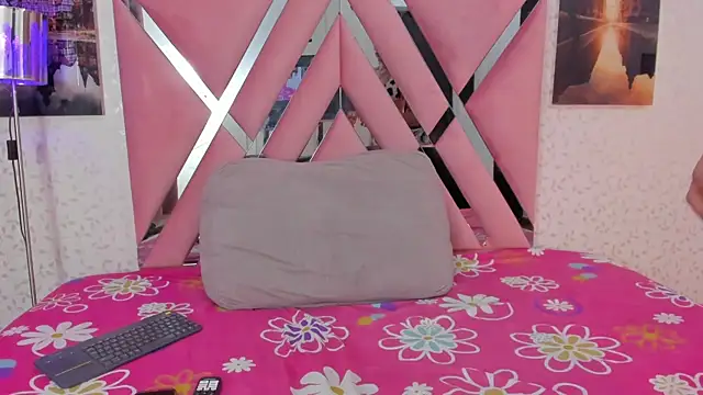 Emily-Carter online show from September 14, 10:18 pm