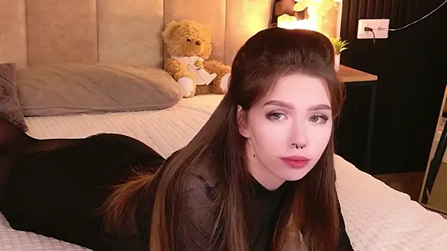 Sierra Fane online show from November 9, 6:09 am