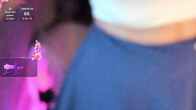 Snapshot of brii69 chatting on October 10, 11:31 pm brii69 online show from October 10, 11:31 pm