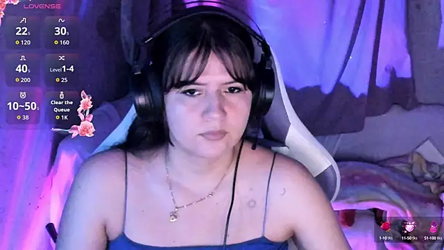 Snapshot of brii69 chatting on October 15, 12:35 am brii69 online show from October 15, 12:35 am