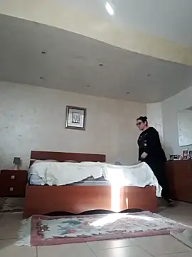 Dolcecurvy online show from December 15, 9:58 am