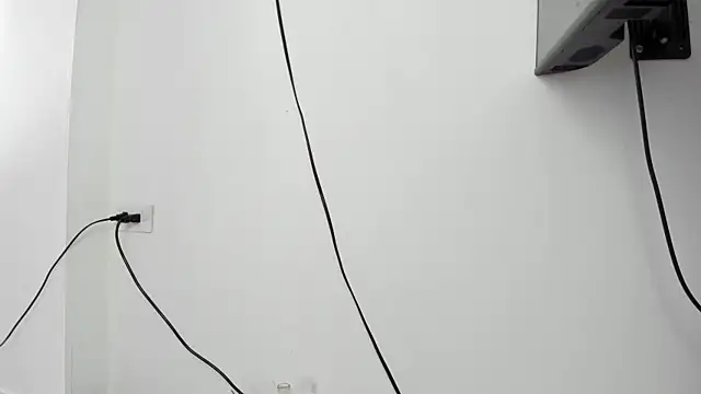 MelaniJhonson online show from November 18, 8:37 am