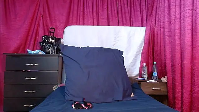 xxTatiannaxx online show from November 7, 3:34 am