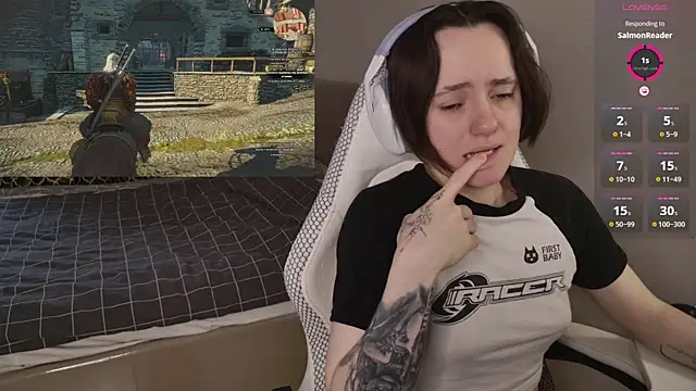 Luna Loveee online show from April 4, 4:55 am