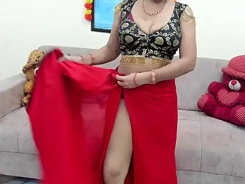 Snapshot of leahgotiii chatting on October 6, 6:08 am leahgotiii online show from October 6, 6:08 am