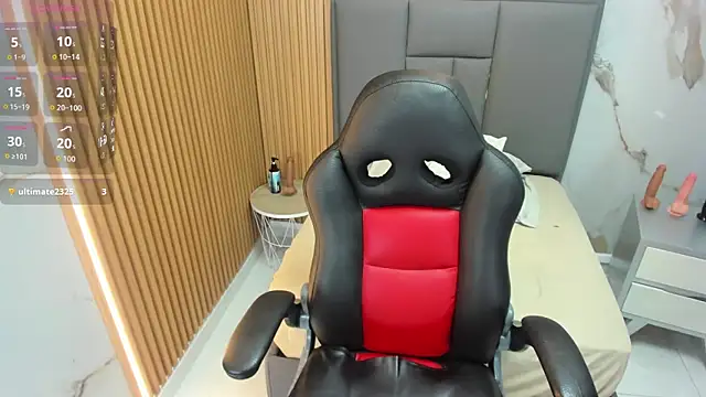 MEGANZARICK online show from November 14, 3:17 am