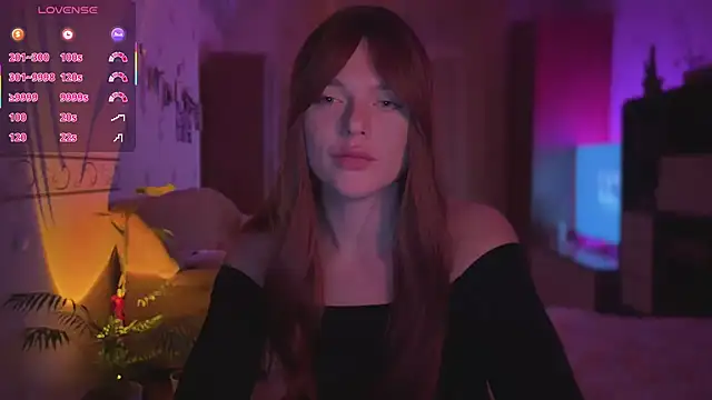 CherryRed Girl online show from April 11, 9:18 pm