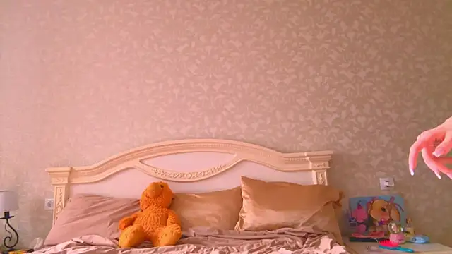 Snapshot of _BunnyDollStella_ chatting on September 18, 5:50 am BunnyDollStella online show from September 18, 5:50 am