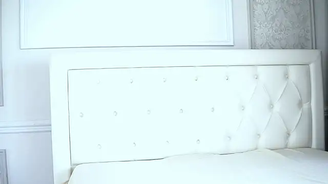 RobertaRosetti online show from April 15, 12:28 pm