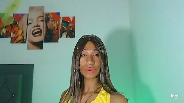 red veltet online show from January 19, 11:39 am