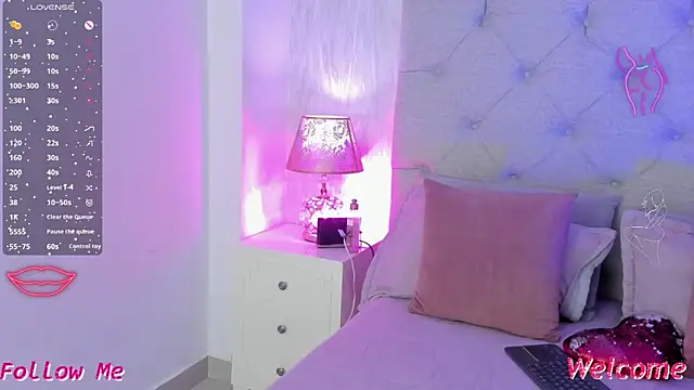 goth tasha online show from March 12, 8:11 pm