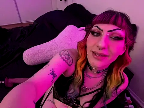 ChrryFoxx online show from September 12, 9:29 am