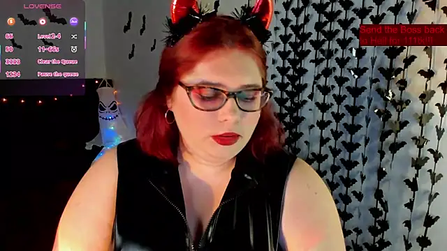 Lily lu one online show from October 27, 12:28 am