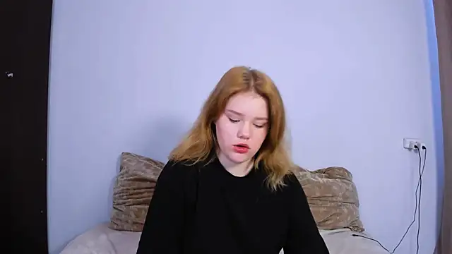 LaseyMoon online show from September 11, 4:35 am