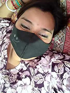 Snapshot of kusum_girl chatting on October 17, 6:11 pm kusum girl online show from October 17, 6:11 pm