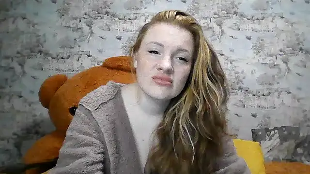 Snapshot of Eveline_May chatting on October 6, 6:12 pm Eveline May online show from October 6, 6:12 pm